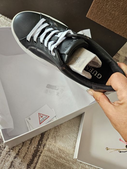 Кецове Guess кожени