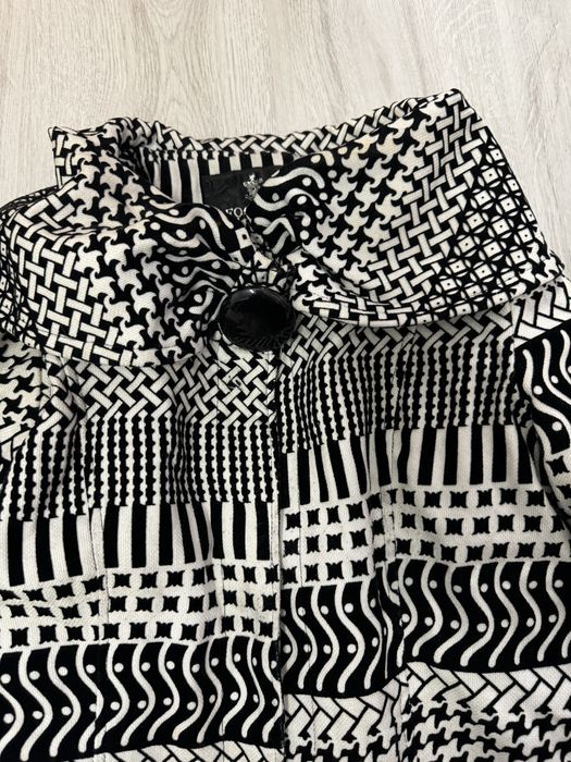 Palton dama model deosebit