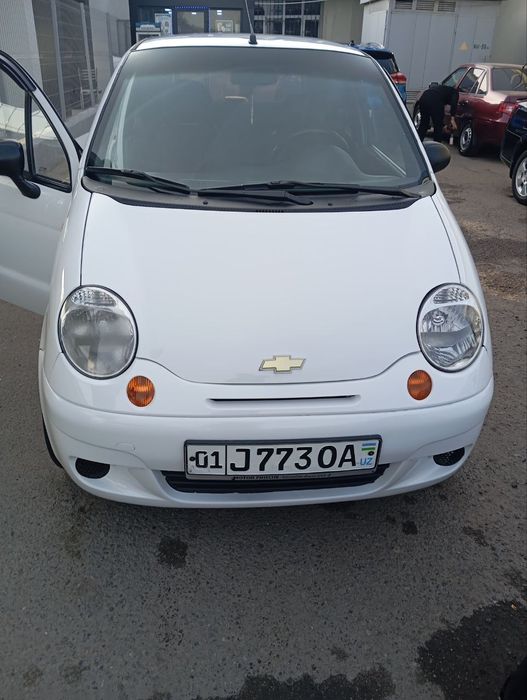 Срочна матиз сотилади 2011