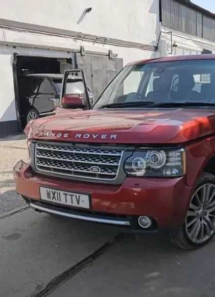 Dezmembrari Range Rover Vogue L322 2010-2012 motor 4.4 diesel TDV8