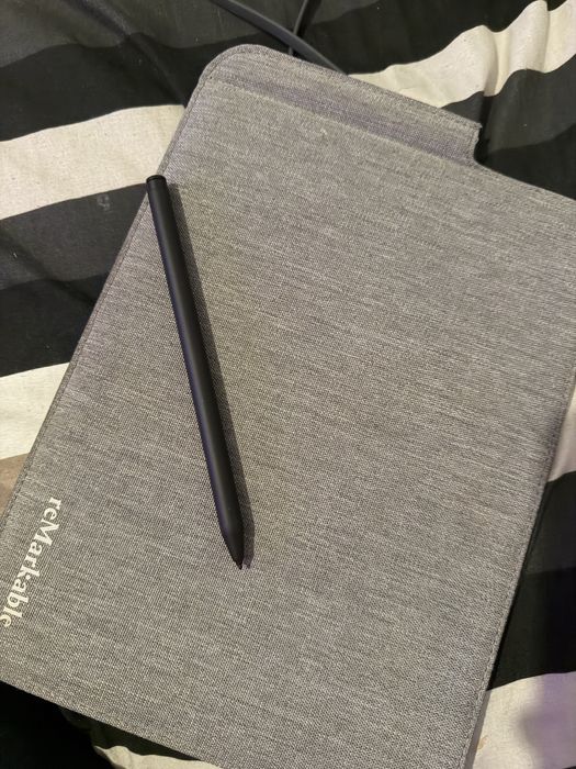 Remarkable 2  + Pro plus химикалка и писци