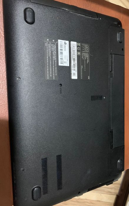 Ноутбук Самсунг продам бу без виндовс