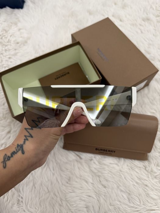 Ochelari de soare Burberry originali