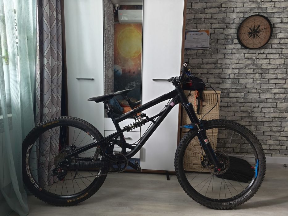 Продам banshee darkside 18 года