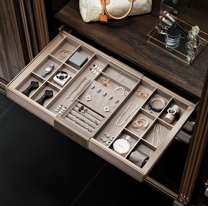 Aksessuar va tilla buyumlar uchun polka va organayzer qutilar – BUYURT