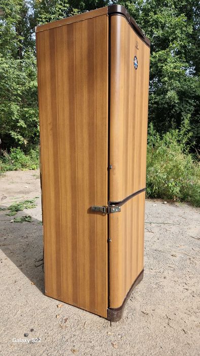 Холодильник indesit