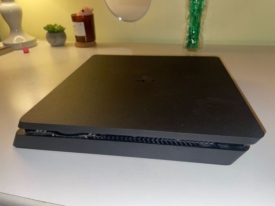 Ps4 slim pentru piese