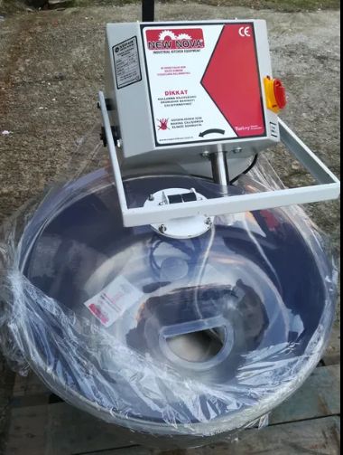 Професионални ®тестомесачки вилични нови, най добро качество. Нов моде