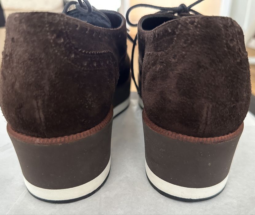 Лоуфъри от тъмно кафяв велур