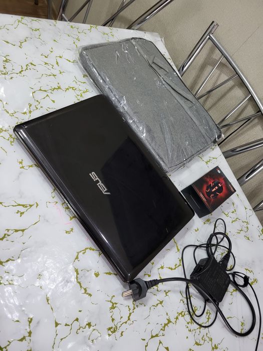 Ноутбук офисный Asus
