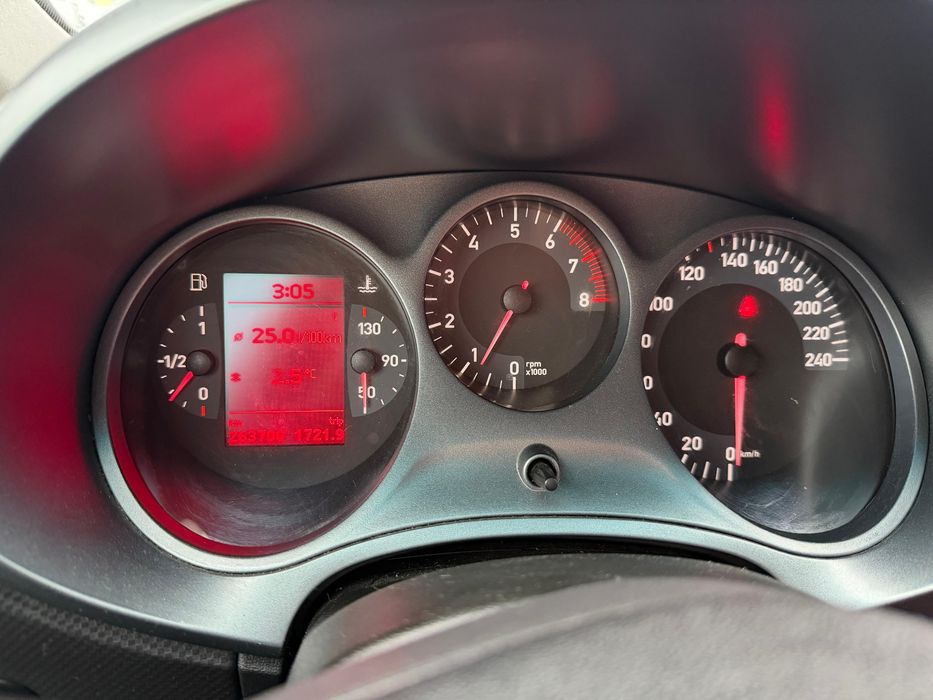 Seat leon 2007-1.6 MPI,101 cp