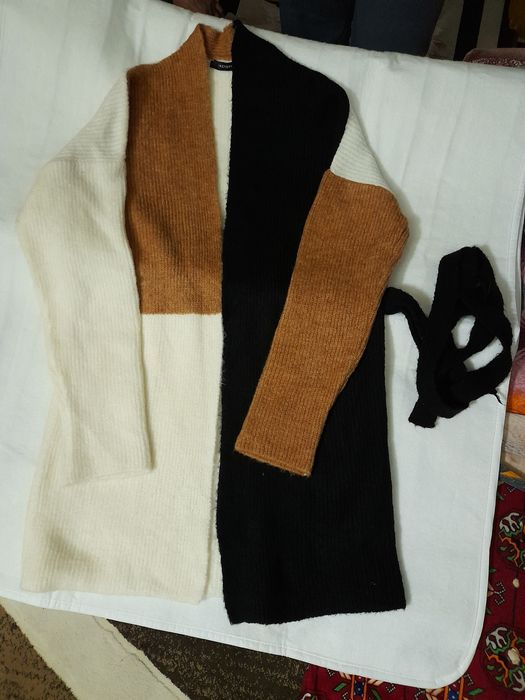 Turitski uzun jempir. Oq va jigar rangda s/m razmerda.