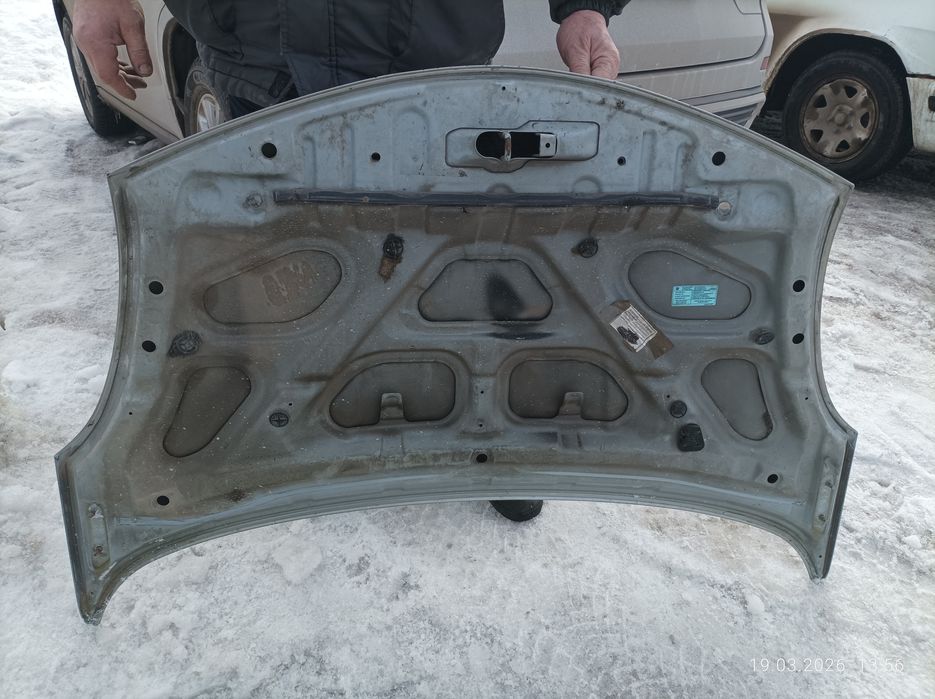 Кузовные детали Ниссан