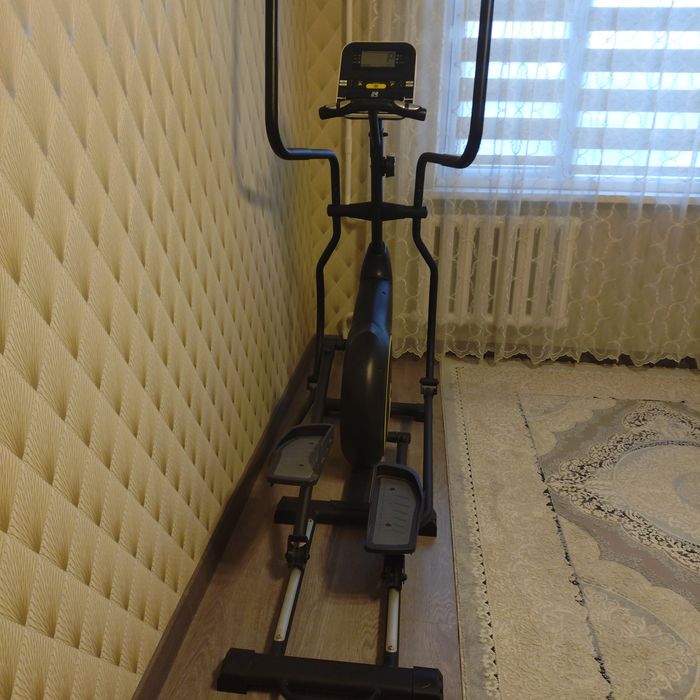 Эллиптический тренажер