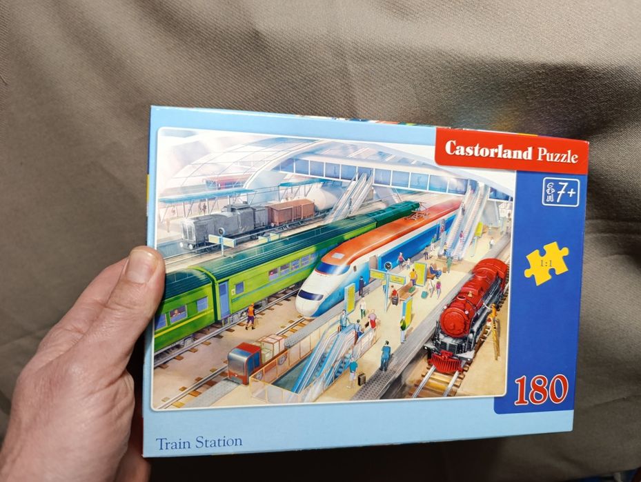 Продавам пъзел 1000 части