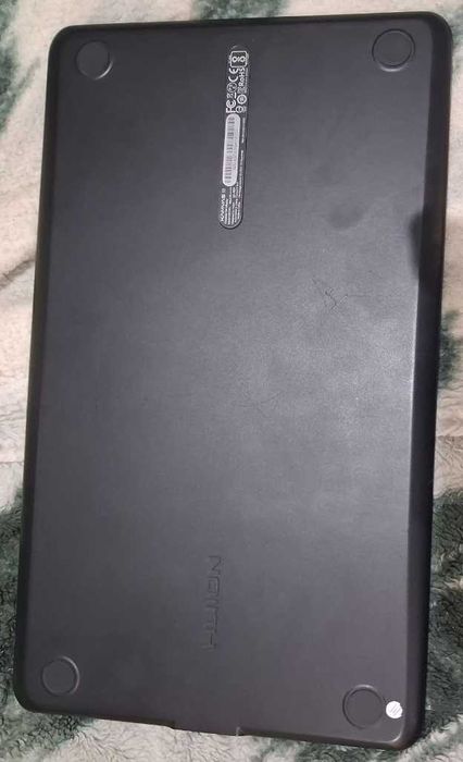 Продам графический планшет Huion Kamvas 13