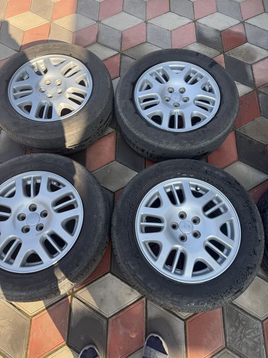 Диски с летними шинами Субару