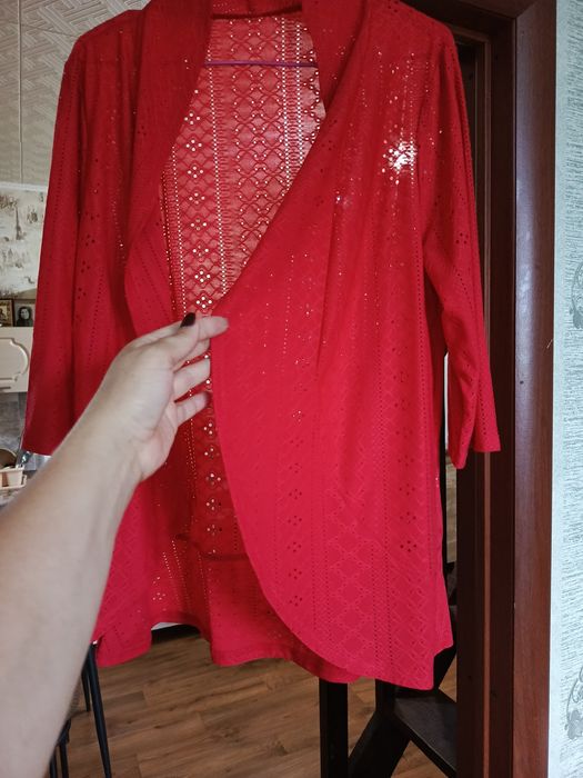 Продам одежду, демисезонный плащ и кардиганы
