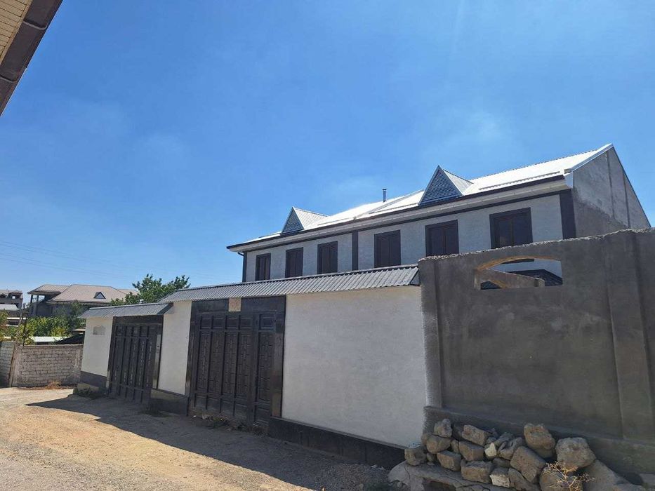 СРОЧНО! Продам дом на участке 3 сотки за кольцом Уч кахрамон