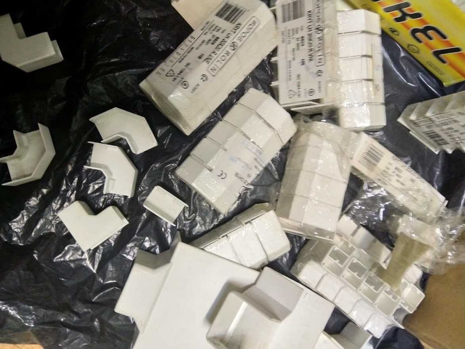 Ъгли за кабелни канали Kopos Kolin