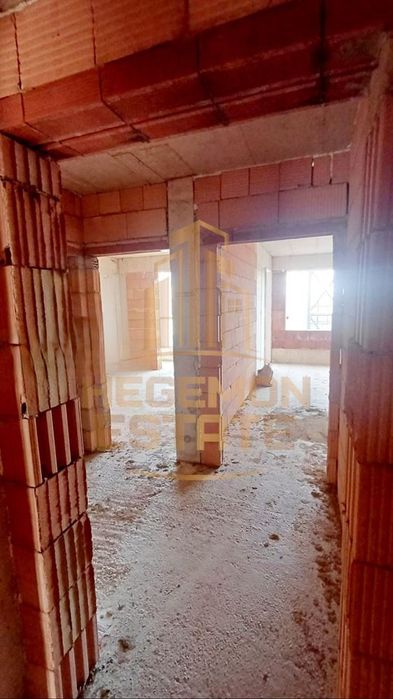 Продава се Двустаен апартамент в Варна, Кайсиева градина - 62 кв.м за 712 €/кв.м - Снимка #1