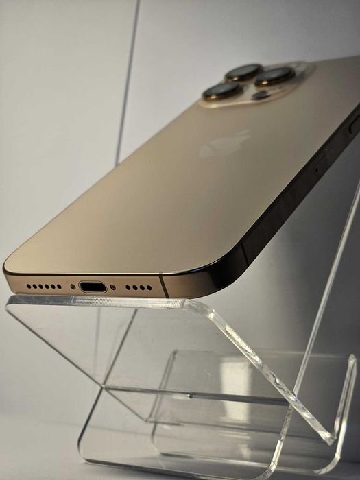 Apple iPhone 16 Pro Max, 256GB, Baterie 95% - Stare Excelenta