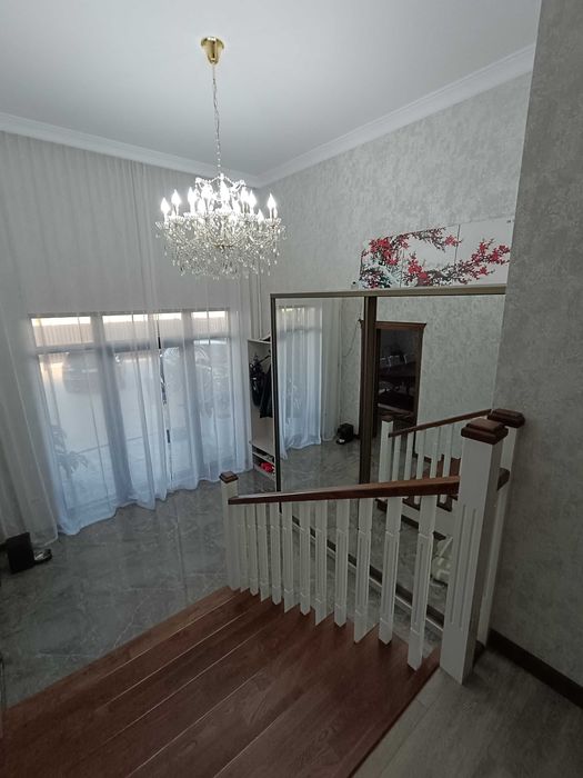 Продаю дом 270кв м полностью обустроен