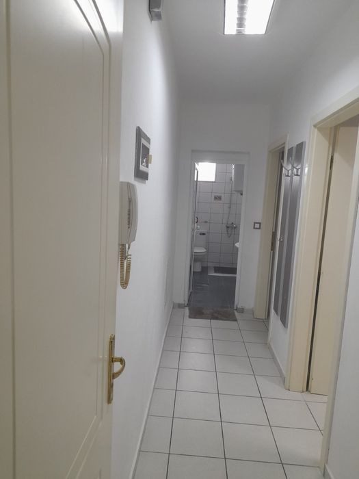 Дава се под наем Едностаен апартамент в Хасково, Промишлена зона - Юг - 55 кв.м за 60 € - Снимка #8