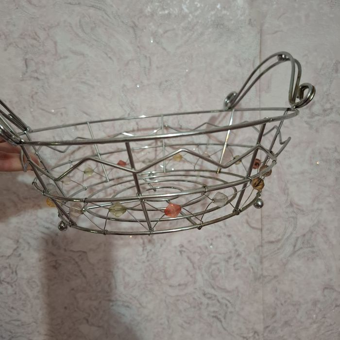 Метални сувенири ,кашпи