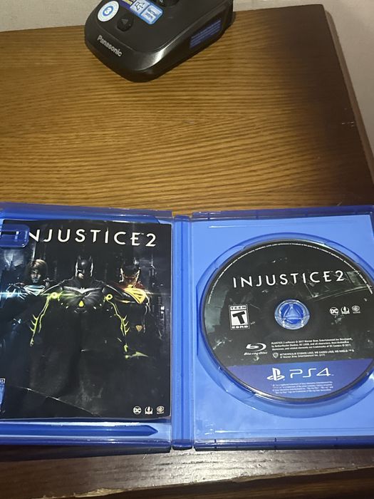 Игра пс4 Injustice2