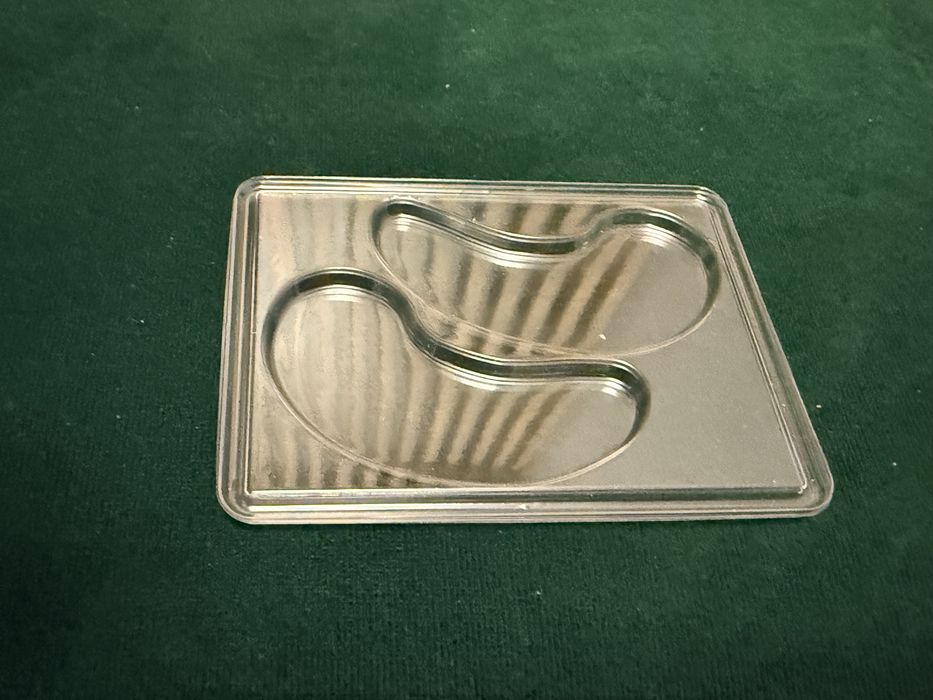 Aparat Cosmetic pentru Preparare Mastilor Faciale Naturale cu Colagen