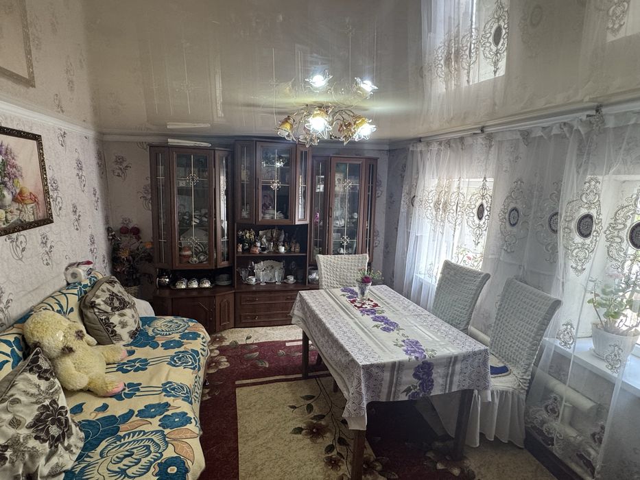 Срочно продам дом в центре села Узынагаш