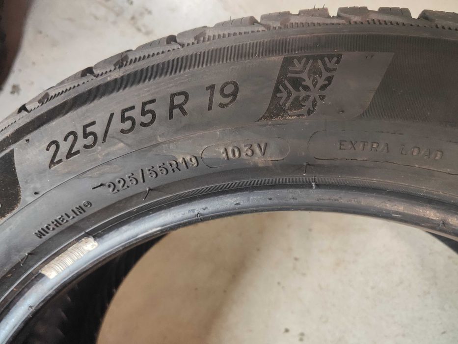 2бр.зимни гуми 225/55/19 Michelin