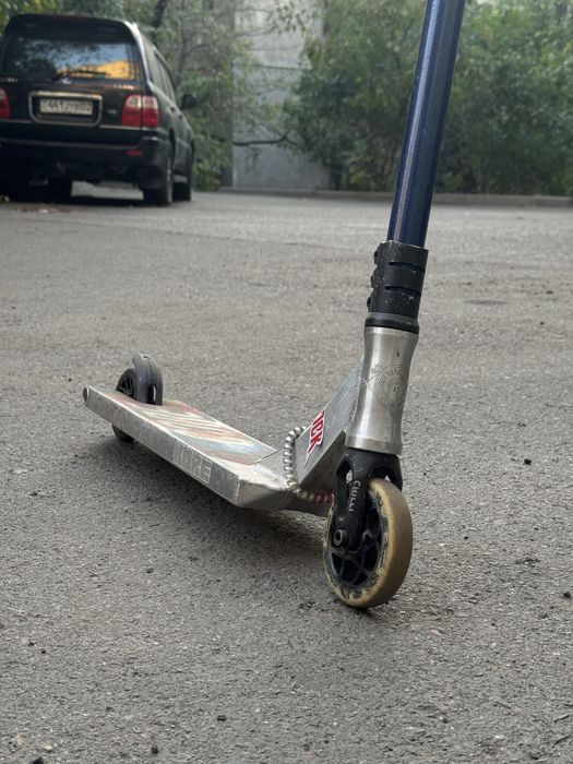 Трюковой самокат