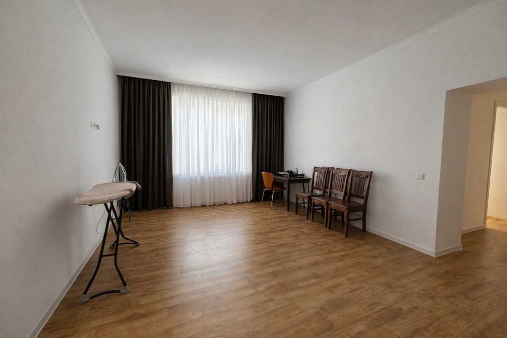 Продается участок 5,5 соток на Мирабадском районе.