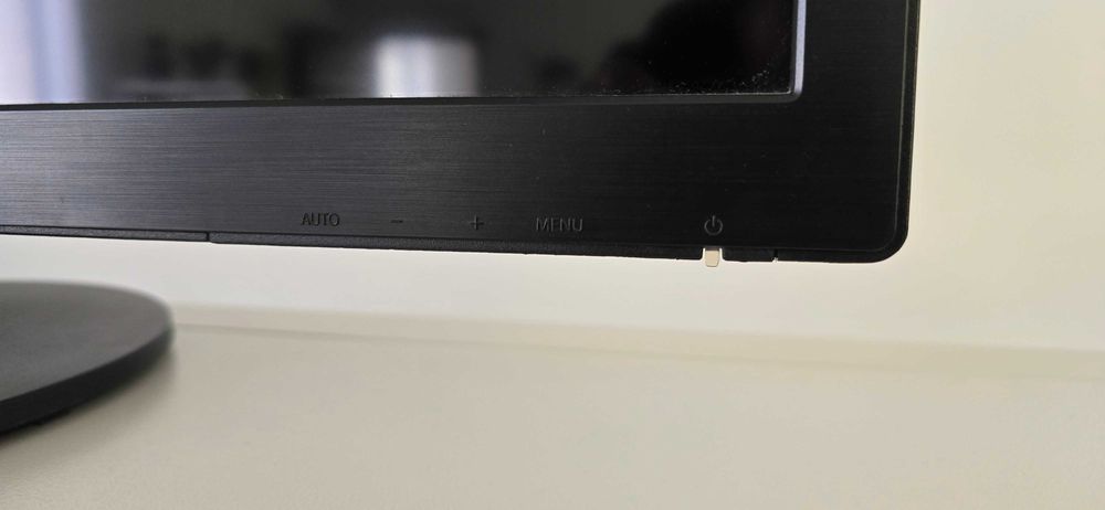 Monitor LED AOC 28''
