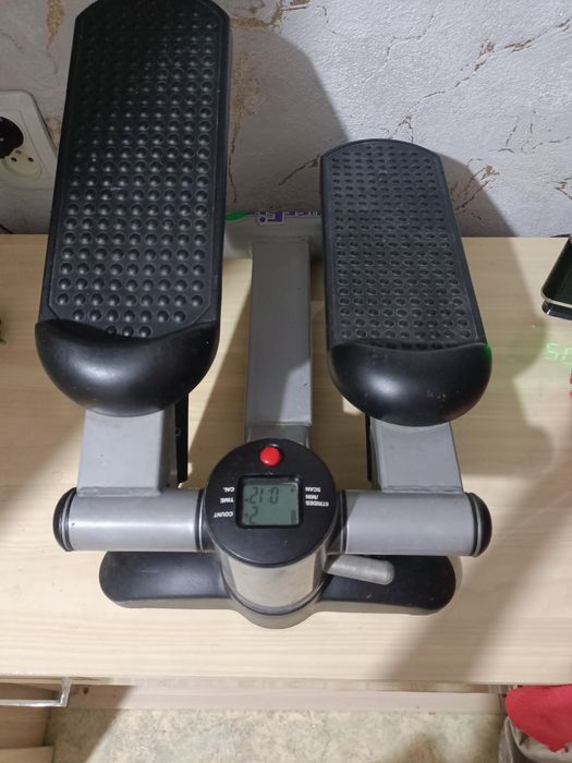 Продам   степпер