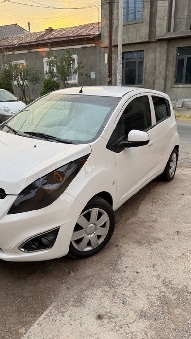 B. R. R spark 2011 Avtamat 
Parabeg 380000 
4 yahwi balon 
Chihol poli