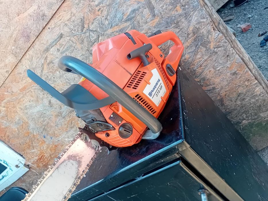 Vând Husqvarna sau fac schimb