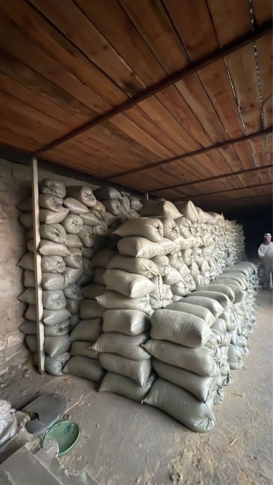 Опилка опилки үлкен көлемде