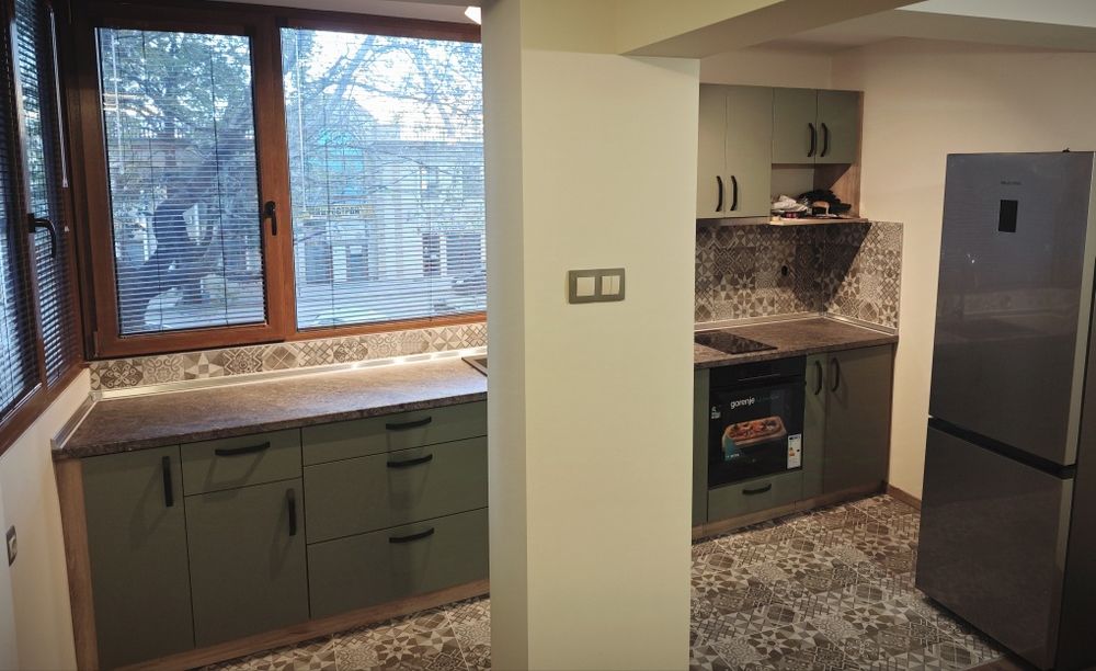 Дава се под наем Тристаен апартамент в Силистра, Център - 80 кв.м за 408 € - Снимка #5