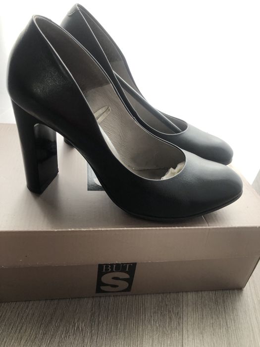 Pantofi din piele But,36.