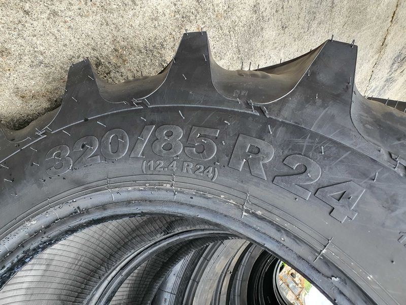 12.4R24 radial 320/85R24 noi radiale pentru tractoare 4x4 , OZKA CWYX