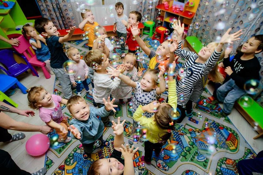 Аниматори,DJ,фокусници,Водещи от Party Agency Happy Day