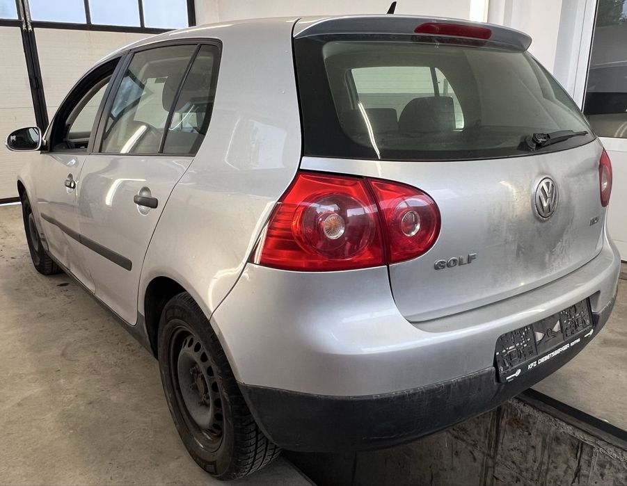 VW Golf 5 1.9TDi BLS 6скорости НА ЧАСТИ