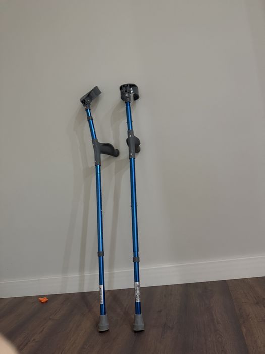 Костыли подлокотные