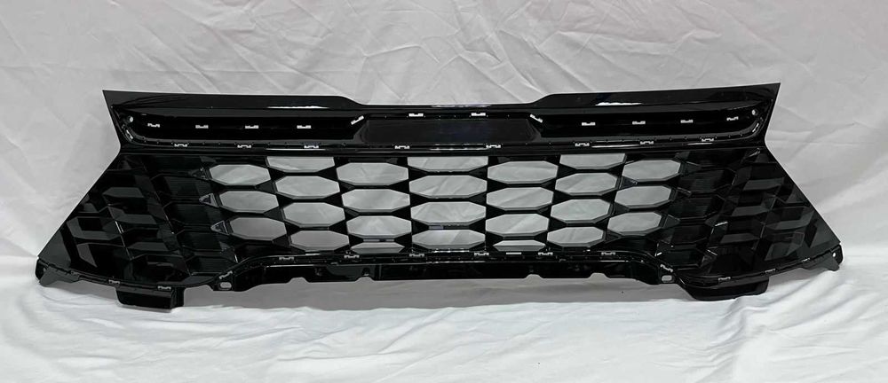 Решетка радиатора Kia Sportage 5 (21-24г)86350P1000;86351P1EA0