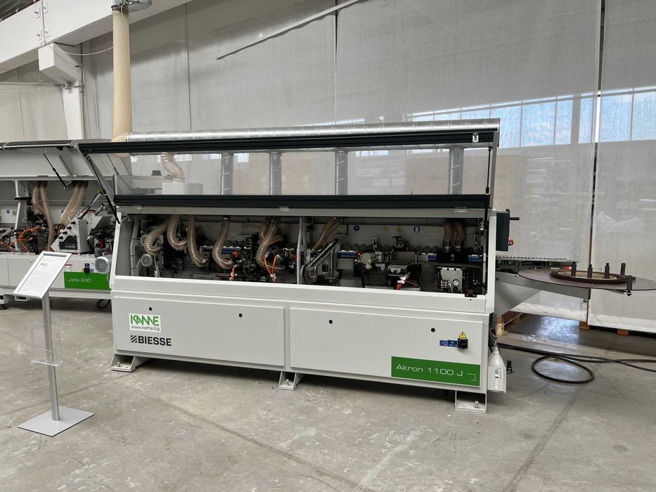 Нова кантираща машина Biesse Akron 1130
