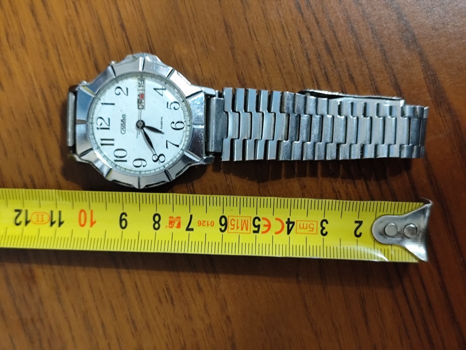 Механичен Часовник Слава