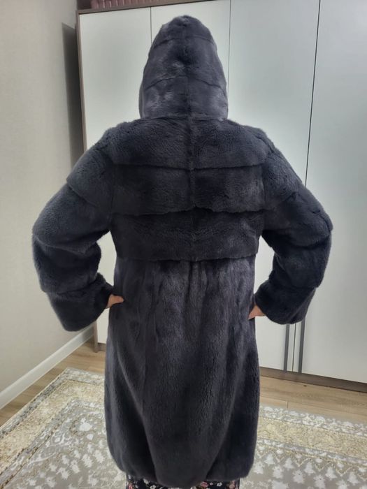 Норковая шуба с капюшоном